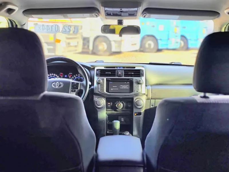 Toyota 4Runner 2016 (4)