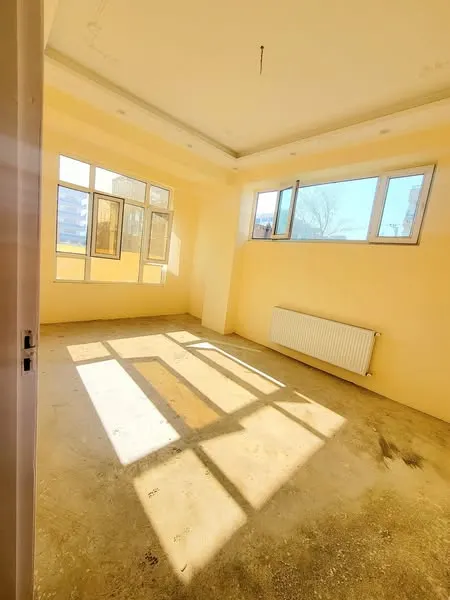 Apartment for sale, 4 rooms, 145 m², ground floor with yard, District 15, Kabul (2)