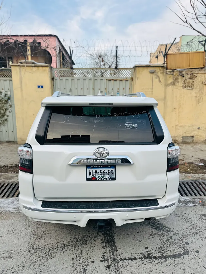 Toyota 4Runner Limited 2014 (4)