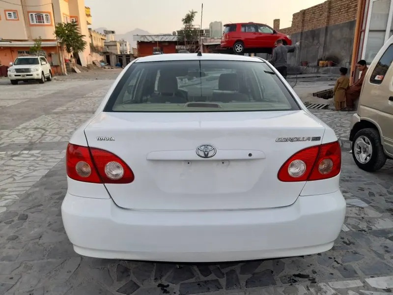 Toyota Corolla 2005 (3)