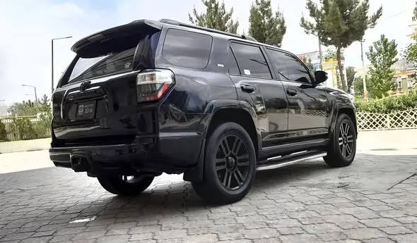 تویوتا 4Runner 2016 (3)