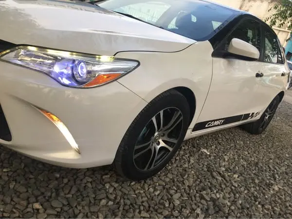 Toyota Corolla 2015 (2)