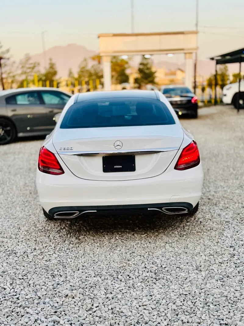 Mercedes-Benz 2015 (3)
