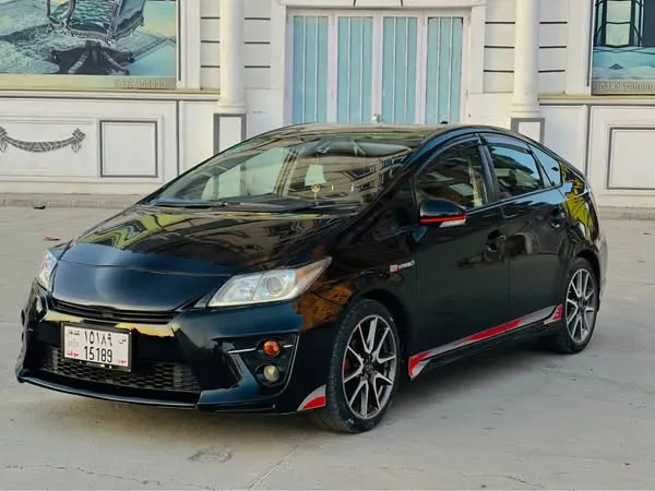 Toyota Prius Hybrid 2010 (1)