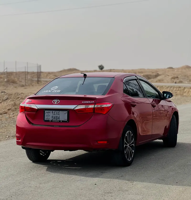 Toyota Corolla 2015 (3)