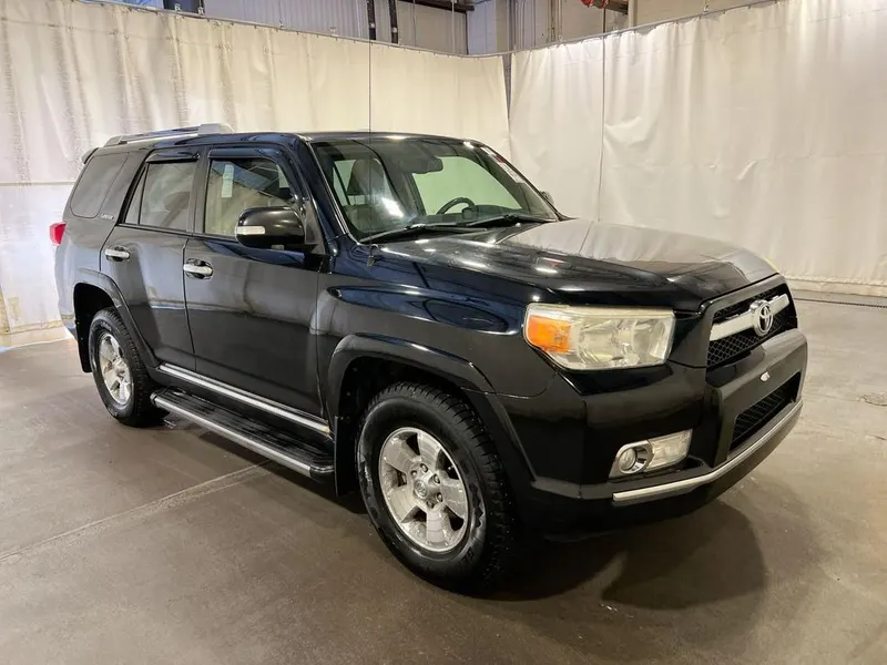 Toyota 4Runner 2013 (2)