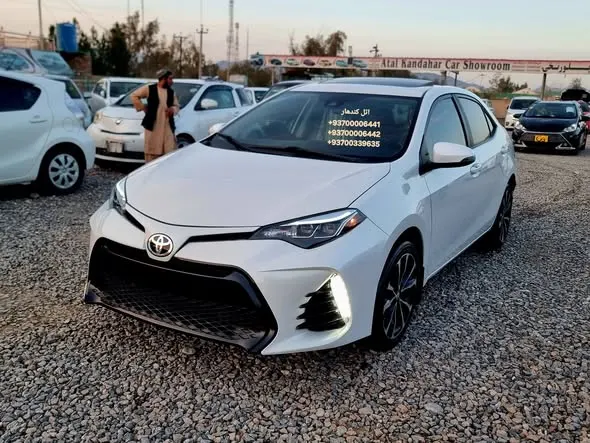 Toyota Corolla 2019 (2)