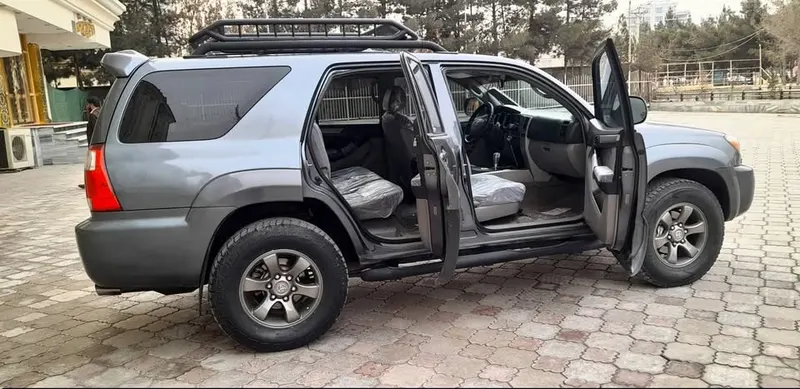 Toyota 4 Runner 2005 (4)