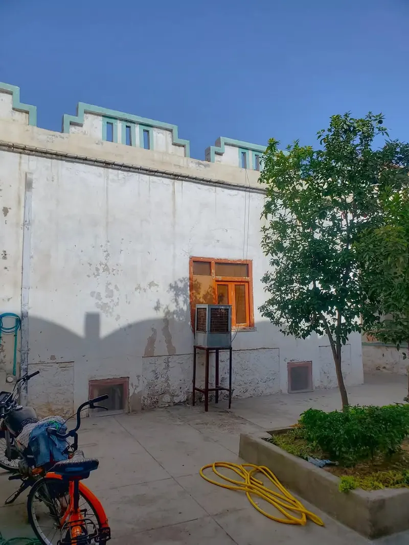 House for sale, 11 rooms, 324 m² (3)