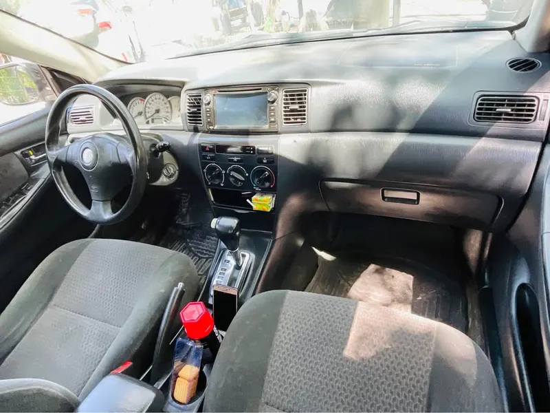 Toyota Corolla 2006 (4)