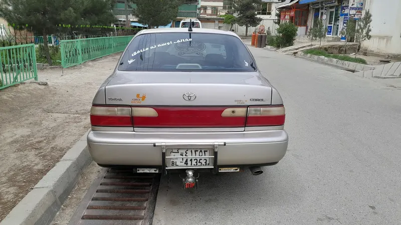 Toyota Corolla 1997 (2)