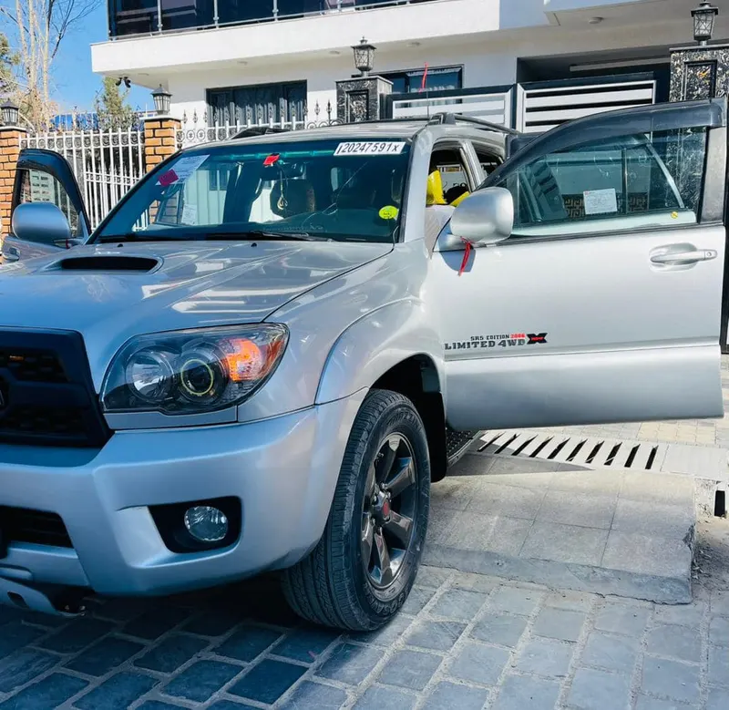 Toyota 4 Runner 2006 (2)