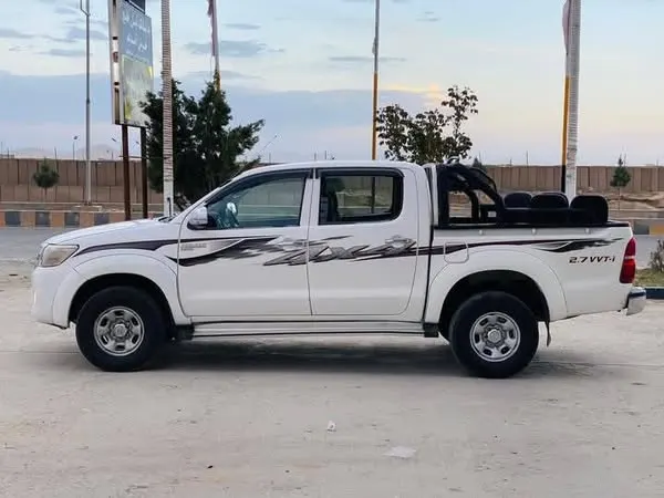 Toyota 2012 (1)