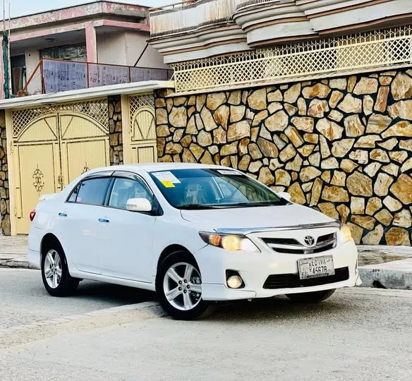 Toyota Corolla 2012 (1)