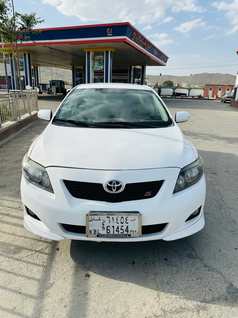 Toyota Corolla 2010 (1)