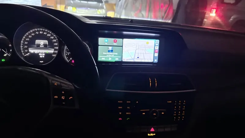 Mercedes-Benz C250 2013 (3)