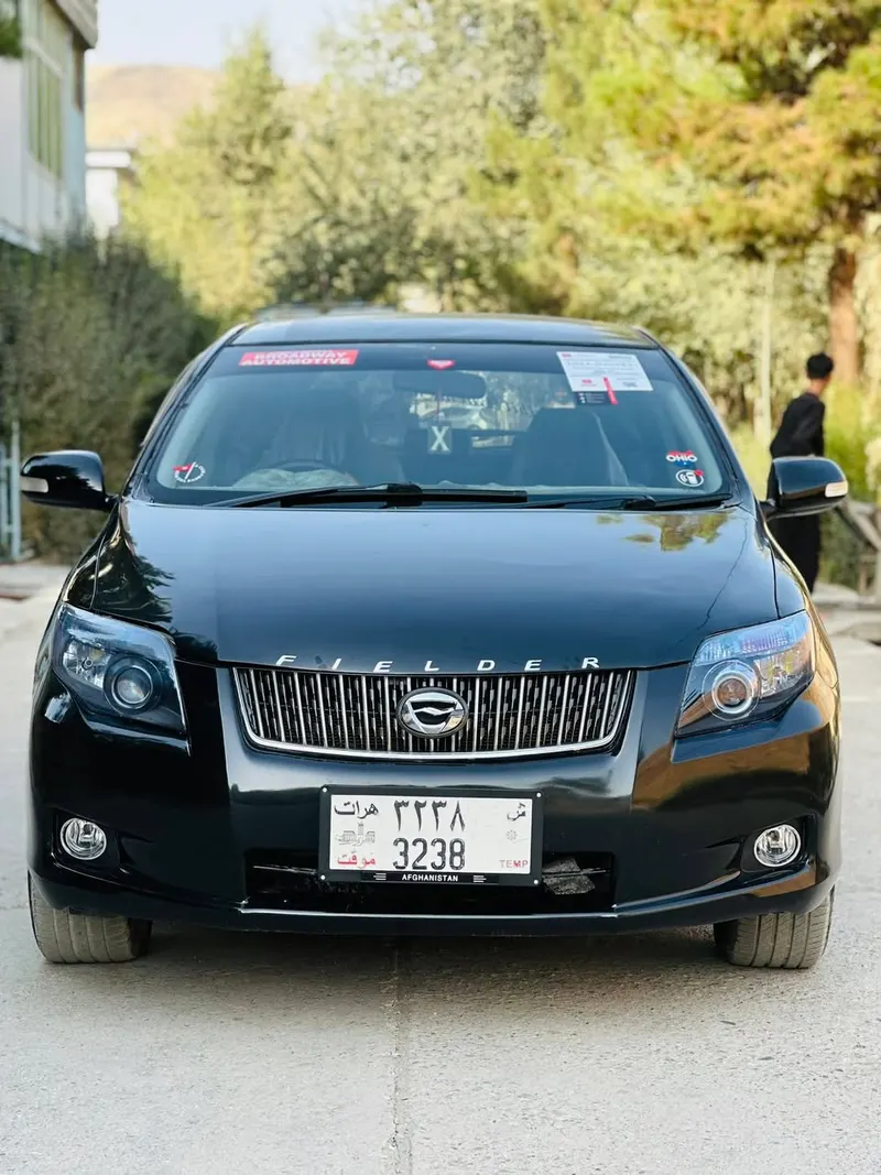 Toyota Fielder 2008 (1)
