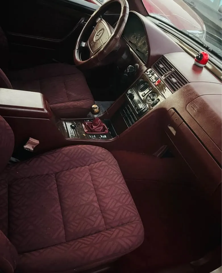Mercedes-Benz 1994 (4)