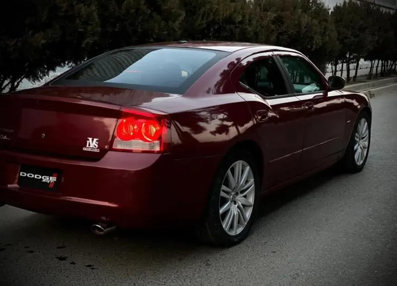 Dodge Charger 2007 (4)