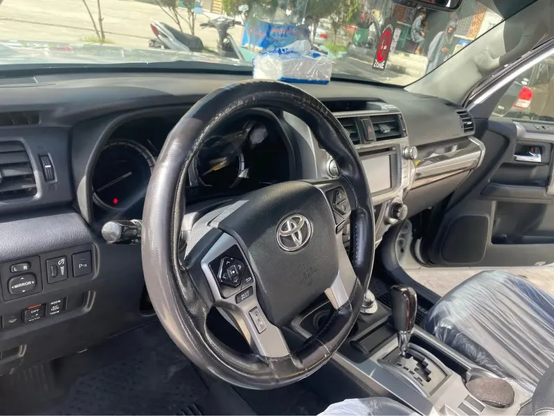 Toyota 4 Runner 2018 (4)