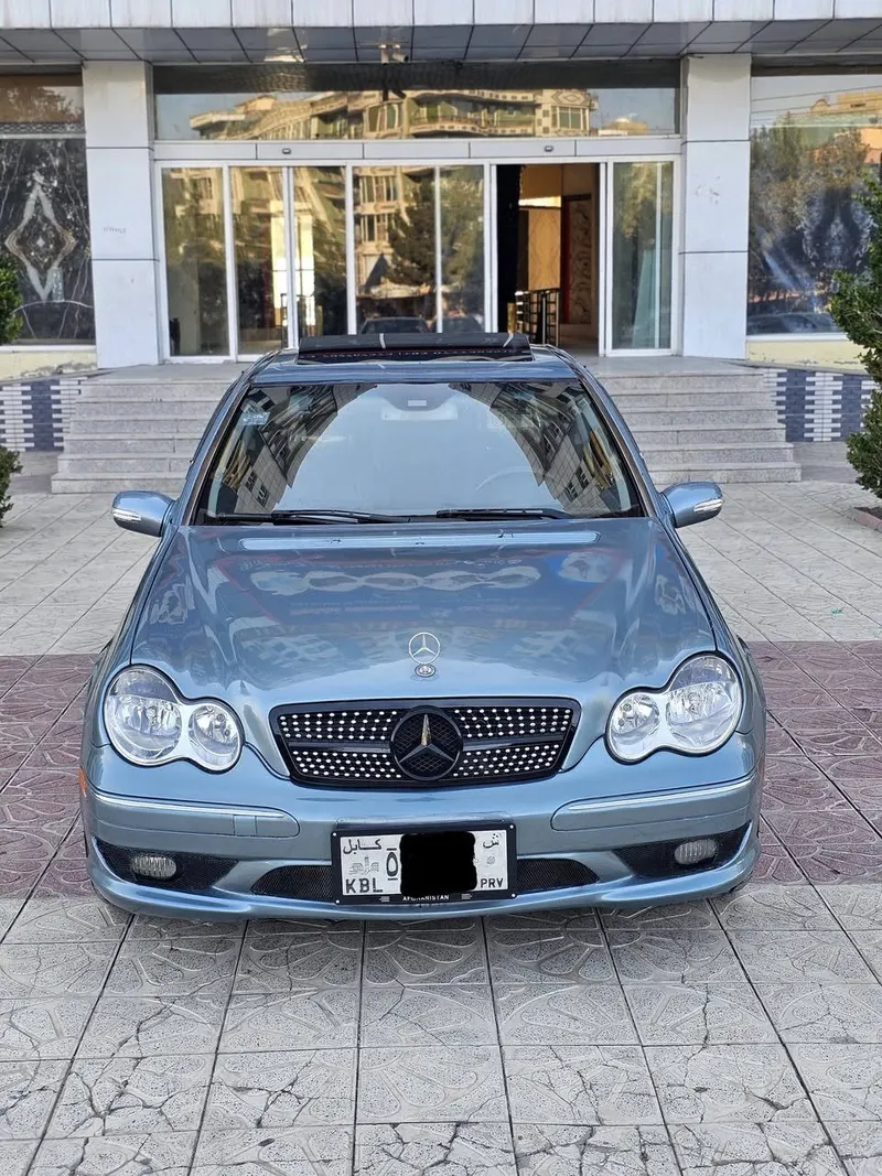 Mercedes-Benz C-Class 2005 (2)