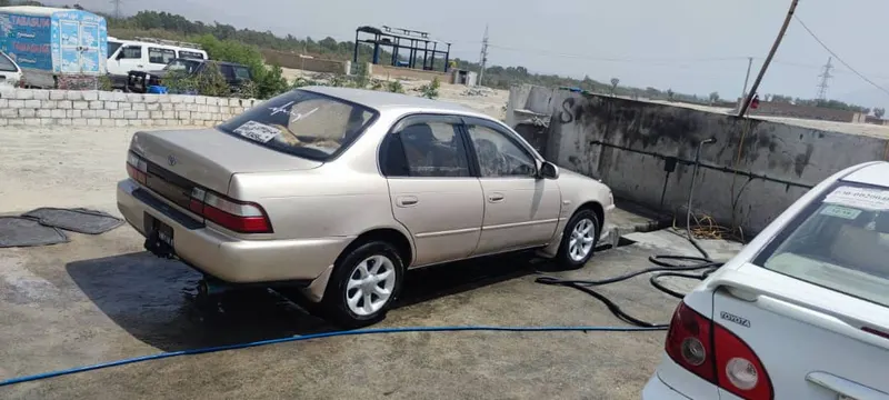 Toyota Corolla 1994 (2)