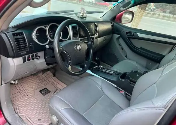 Toyota 4Runner 2003 (4)