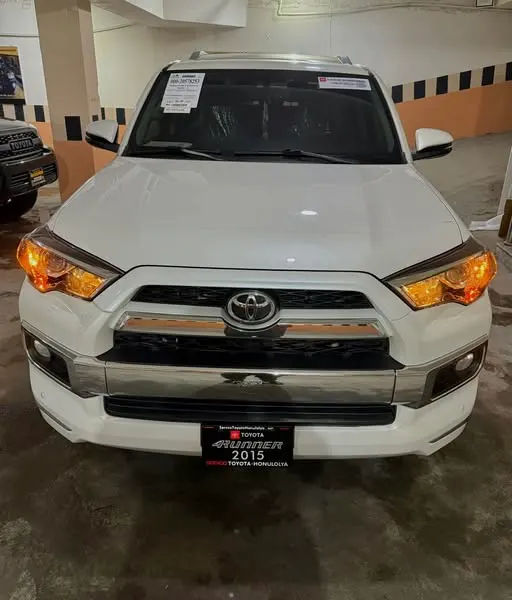 Toyota 4Runner Limited 2015 (1)