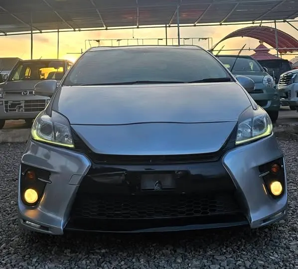 Toyota hybrid 2014 (2)