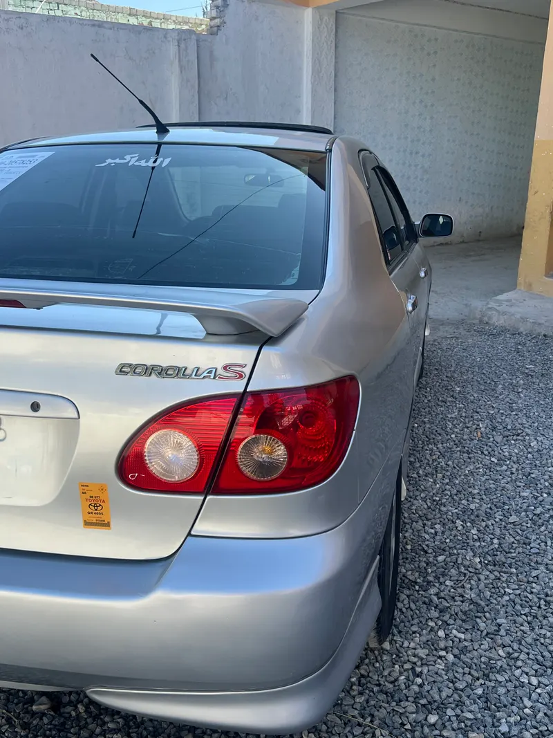 Toyota Corolla 2007 (3)