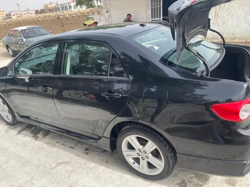 2013 Toyota Corolla S Class – Excellent Condition (2)