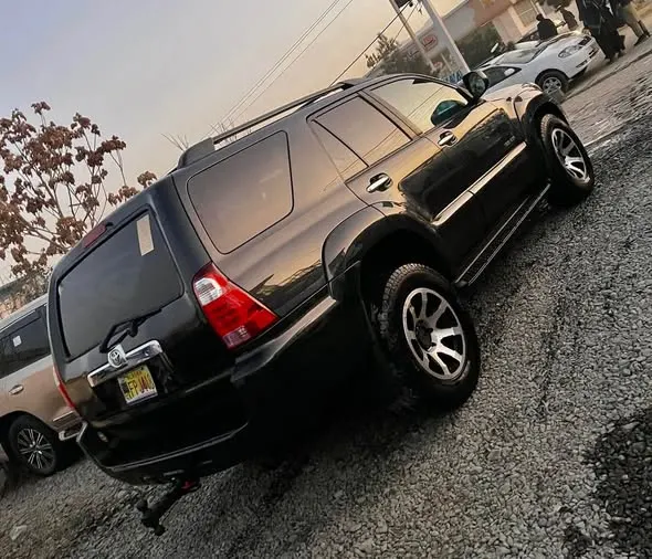 Toyota 4 Runner 2006 (3)