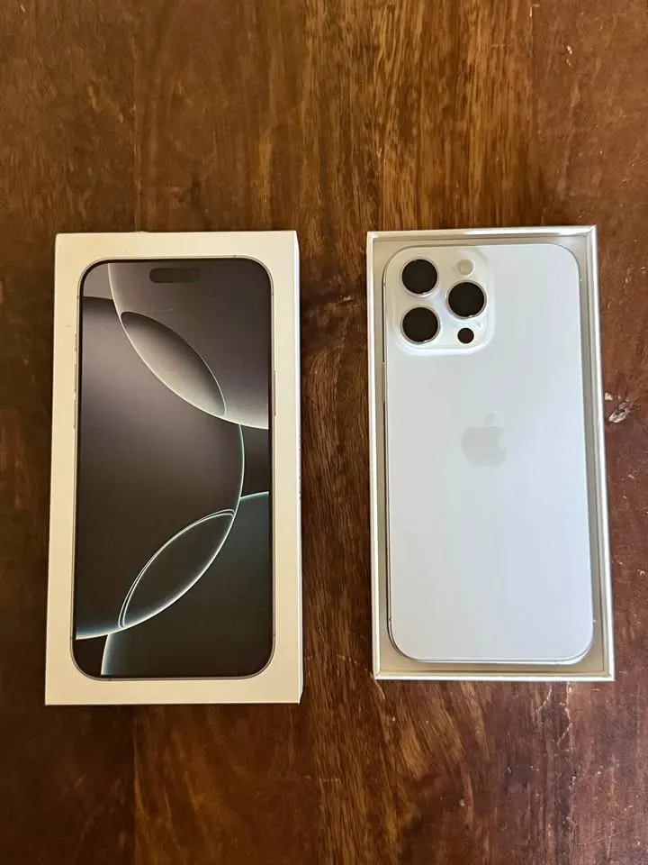 iPhone 16 Pro Max 256gb eSIM unlocked (1)