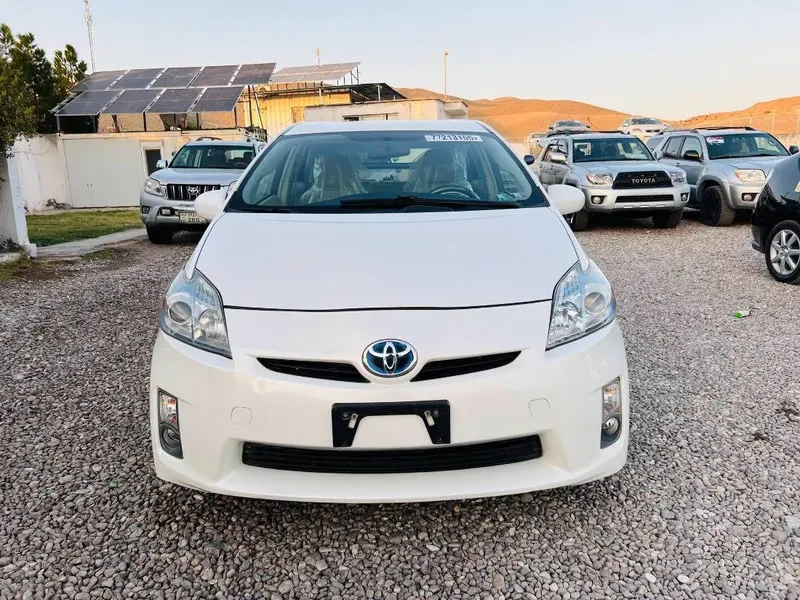 Toyota Prius Hybrid 2011 (6)