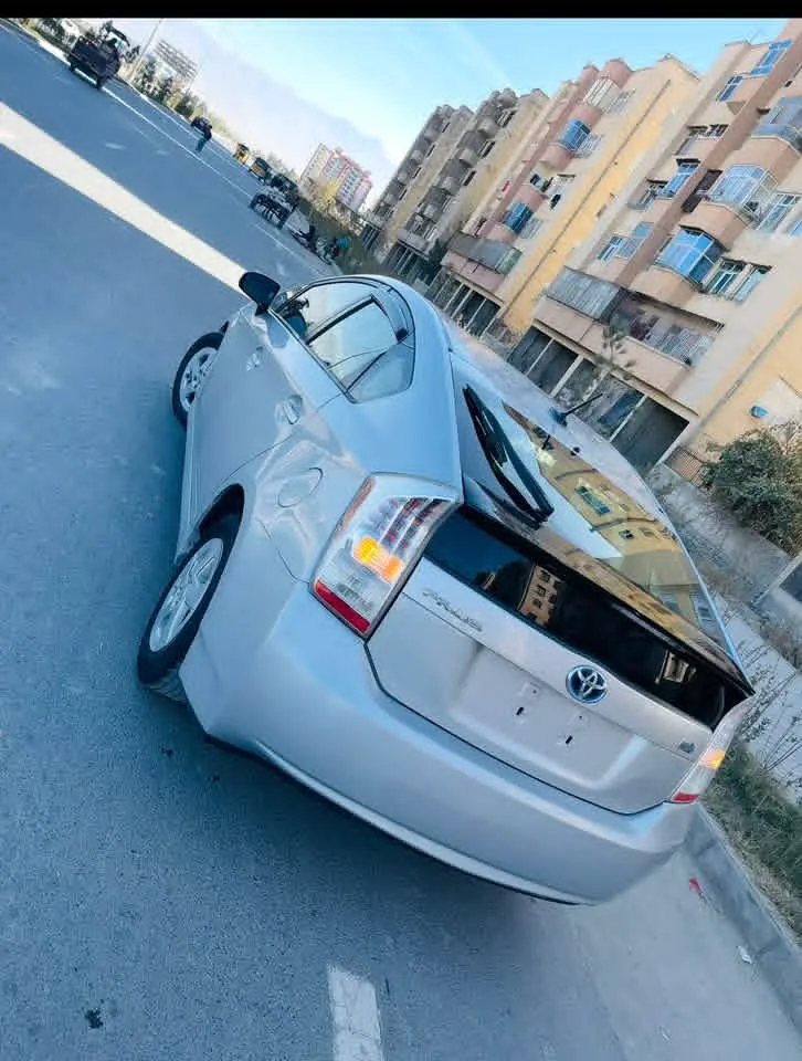 Toyota Prius 2010 (3)