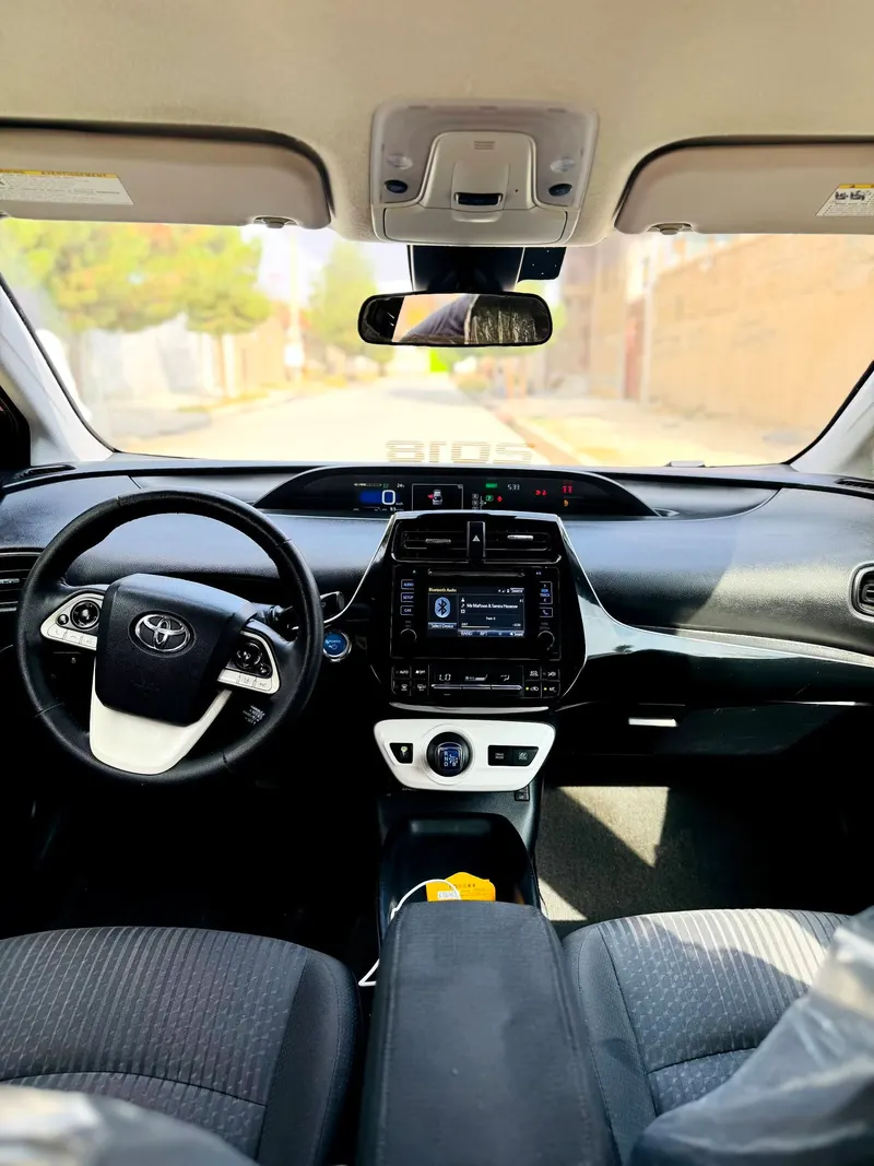 Toyota Prius (4)