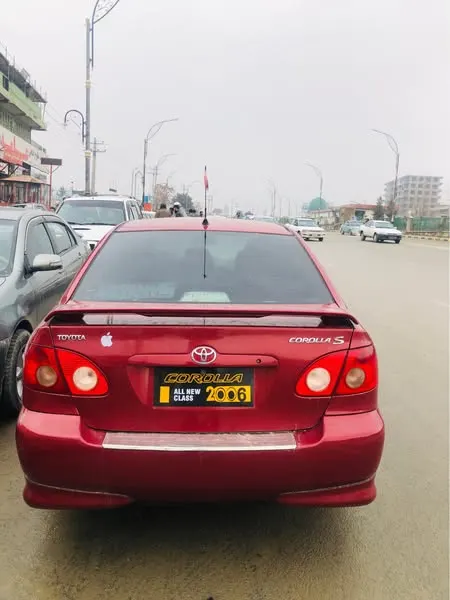 Toyota Corolla 2006 (2)