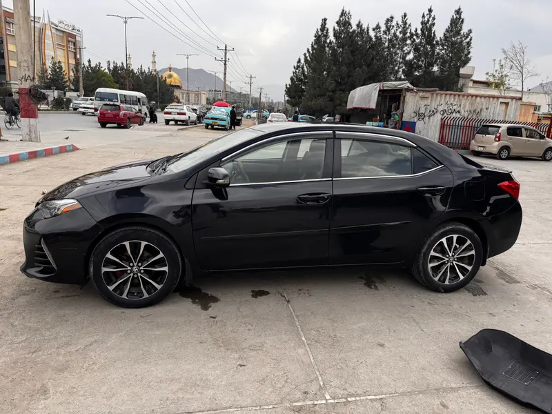 Toyota Corolla 2014 (2)