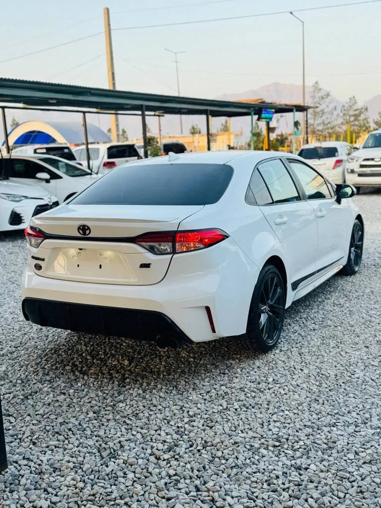 Toyota Corolla 2024 (3)