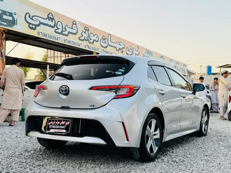 Toyota Corolla 2018 (3)