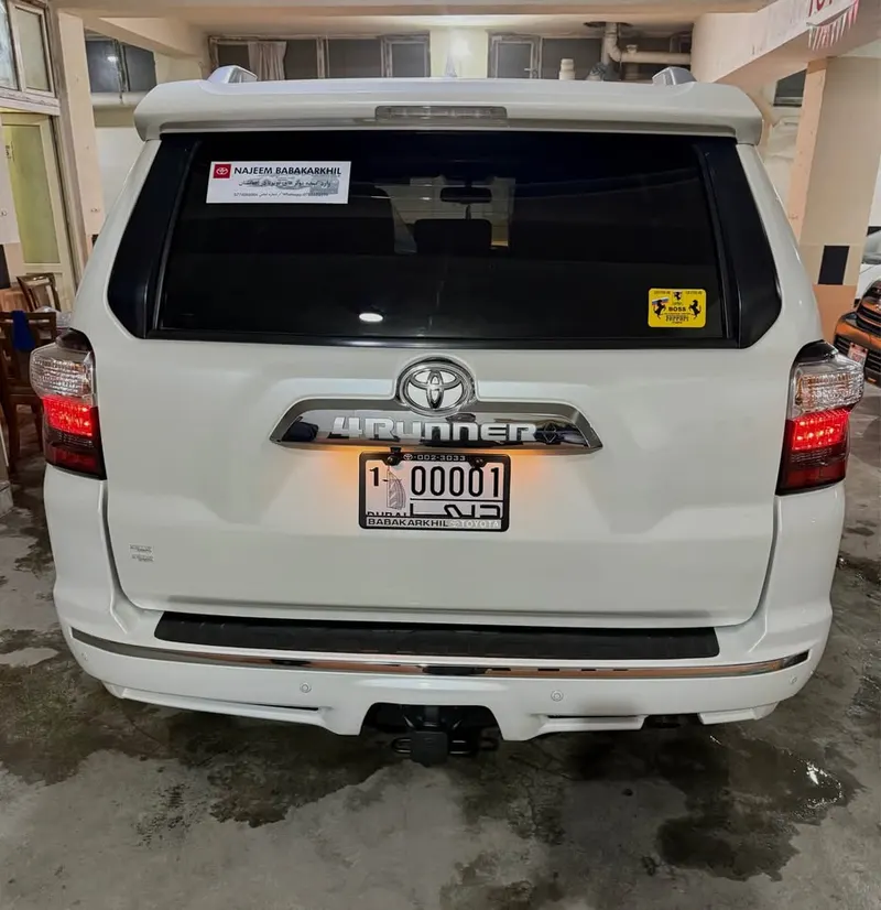 Toyota 4Runner Limited 2015 (3)