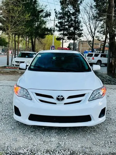 Toyota Corolla 2013 (1)