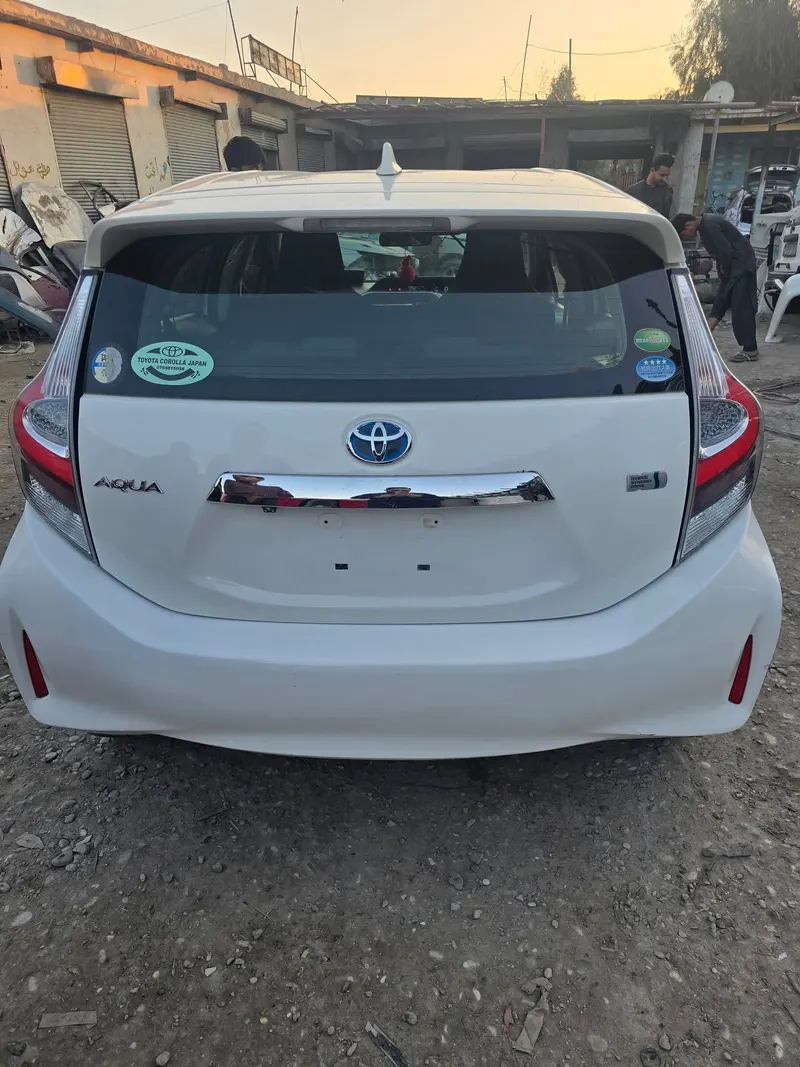 Toyota Aqua 2019 (3)