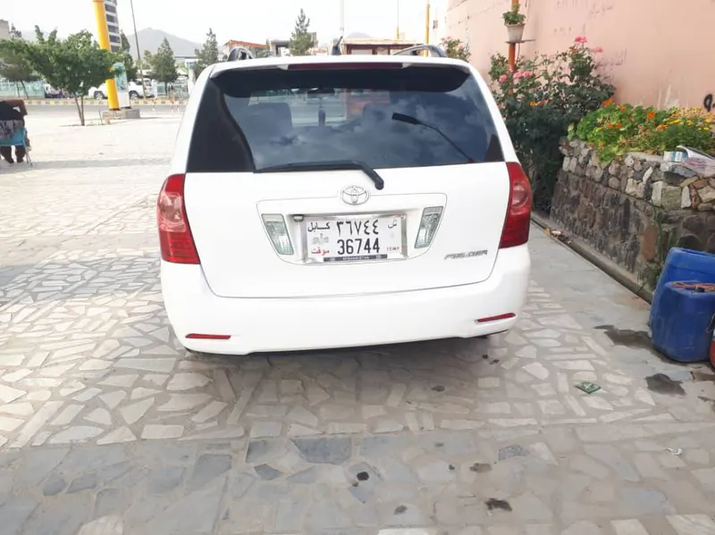Toyota Fielder 2005 (2)