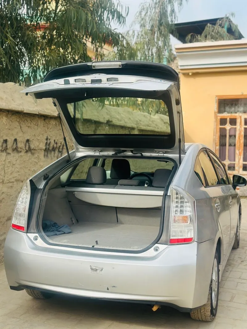 Toyota Prius 2010 (5)