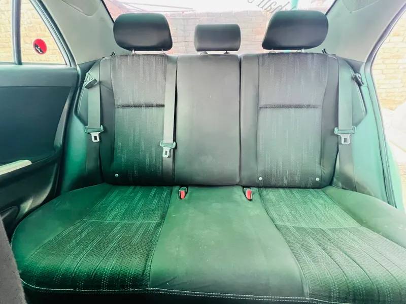 Toyota Corolla 2013 (4)