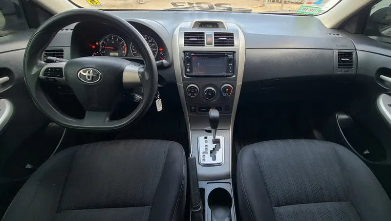 Toyota Corolla 2013 (4)