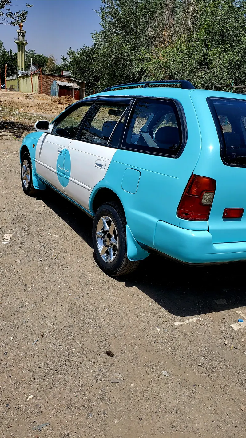 Toyota Corolla 1996 (1)