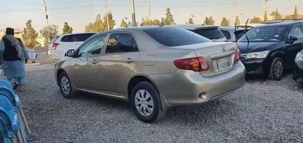 Toyota Corolla 2010 (3)