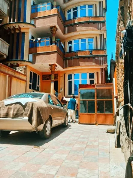 4-storey house for sale, 8 rooms, 250 m², Shah-e Shahid, Kabul (2)